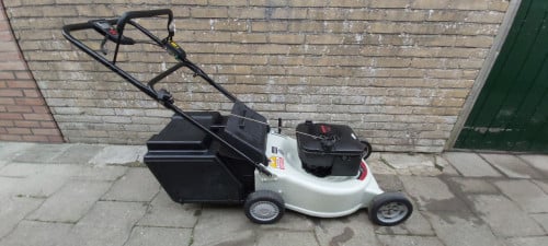White outdoor products 21 grasmaaier zo goed als nieuw