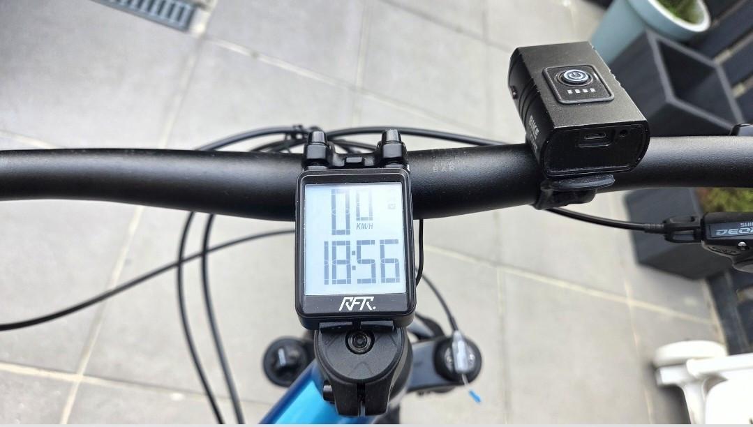 Te koop Cube Attention 29er maat Xl.