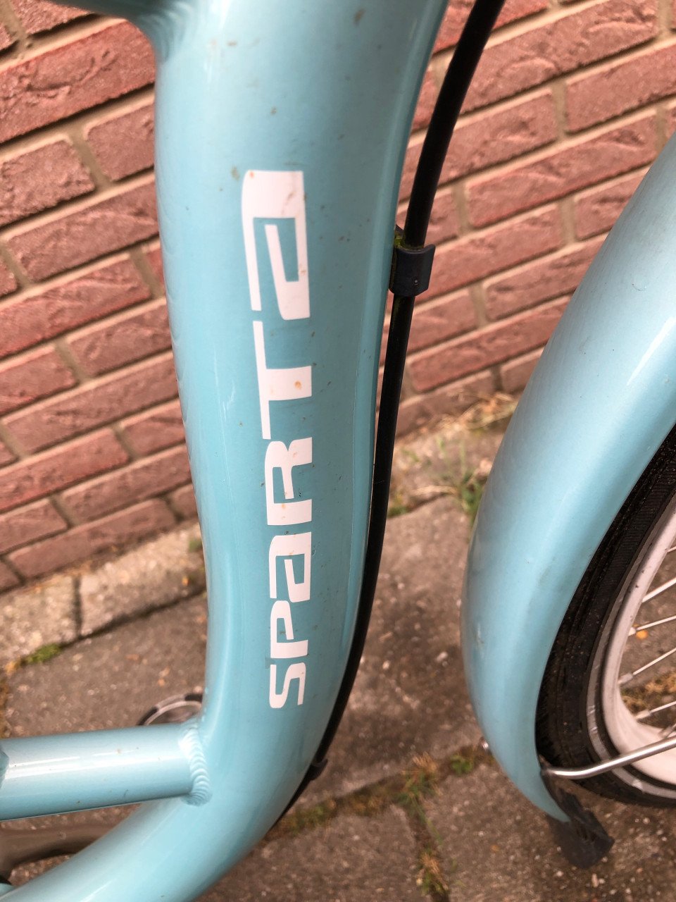 Nette damesfiets.