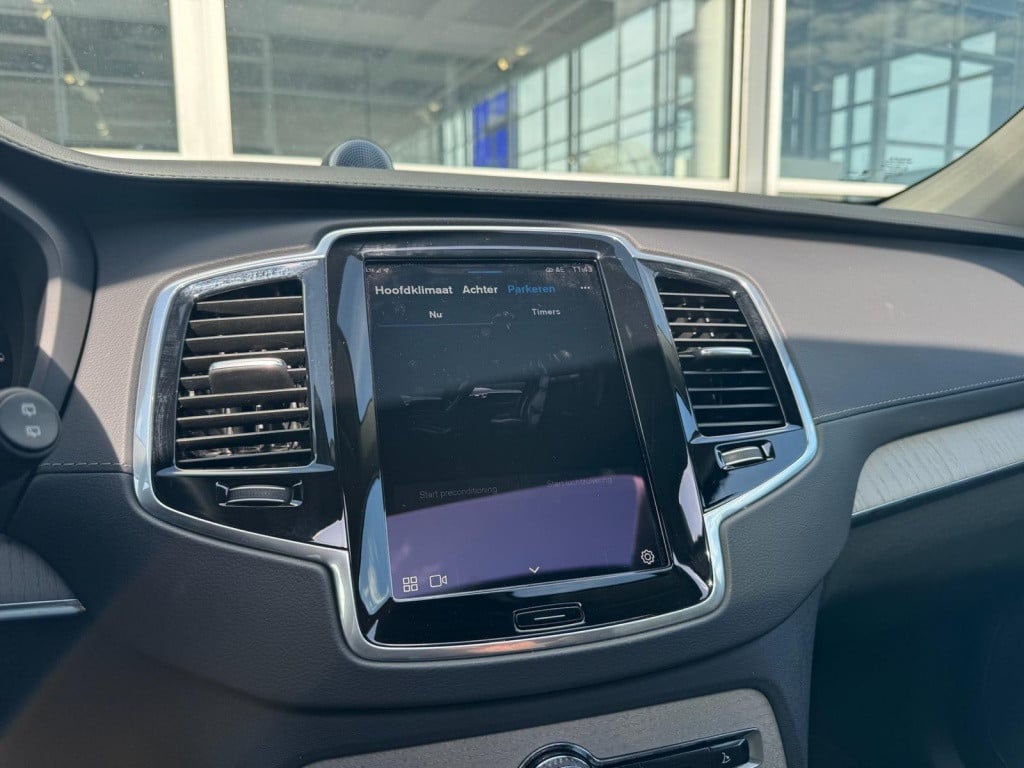 Volvo XC90 t8 455pk recharge ultra dark| full options!! b&w | luchtvering