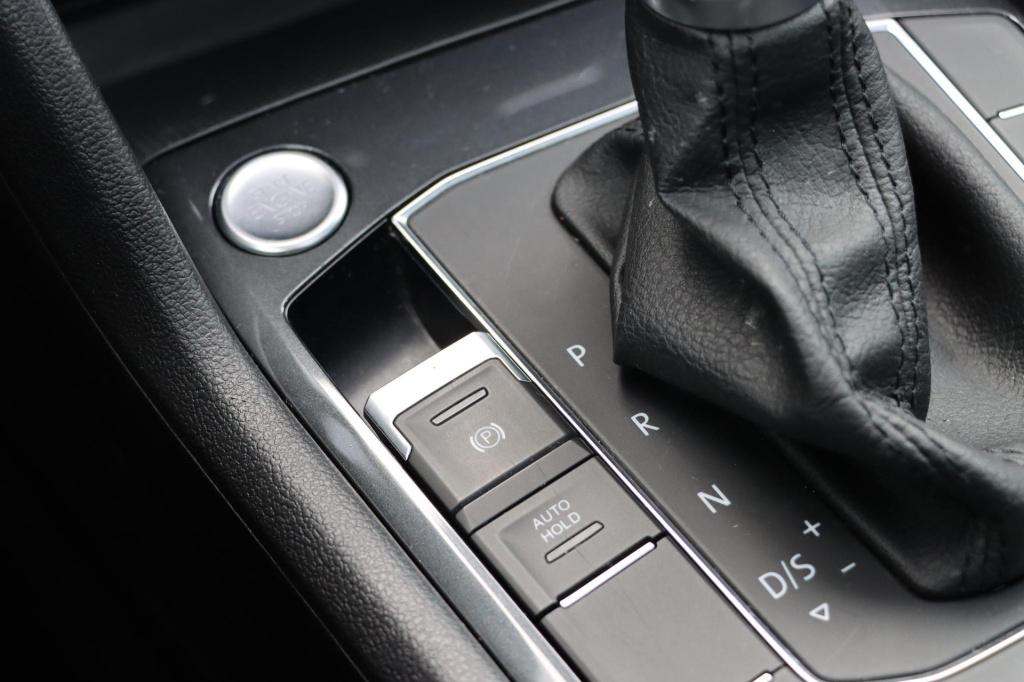 Volkswagen Tiguan 1.4 tsi act trendline 150pk|panoramadak|trekhaak