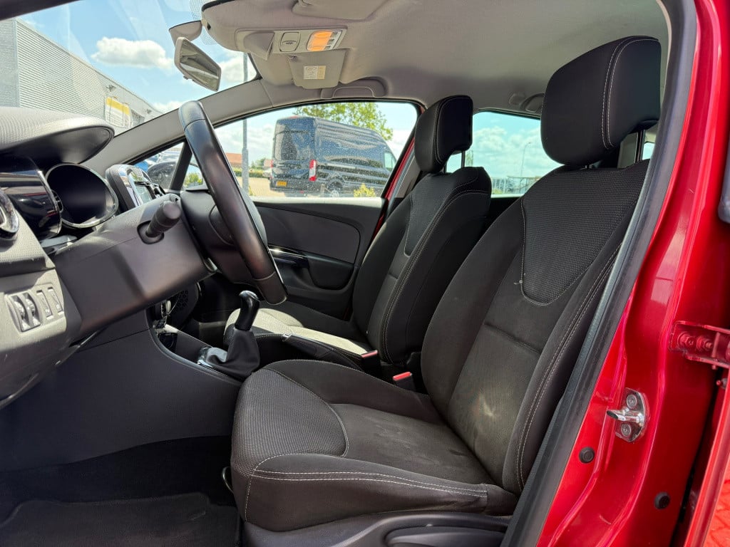 Renault Clio estate 0.9 tce expression