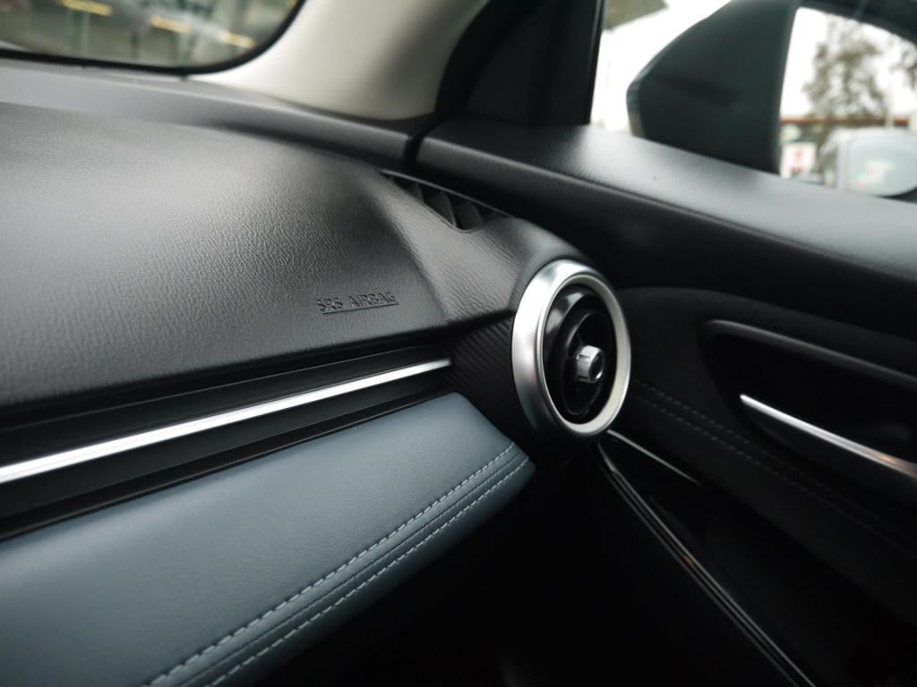 Mazda 2 1.5 skyactiv-g 90 m hybrid