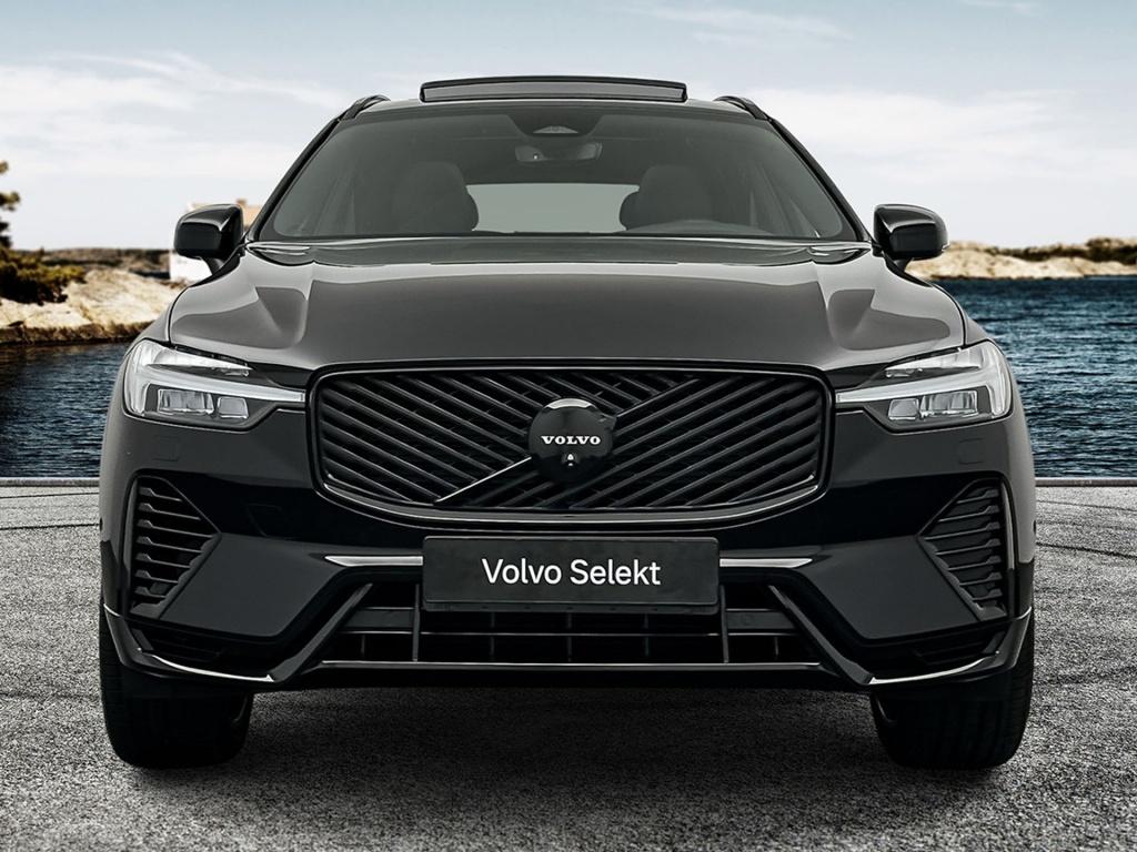 Volvo XC60 t8 455pk ultra black edition| pano| 360camera| hud| harman&kardo