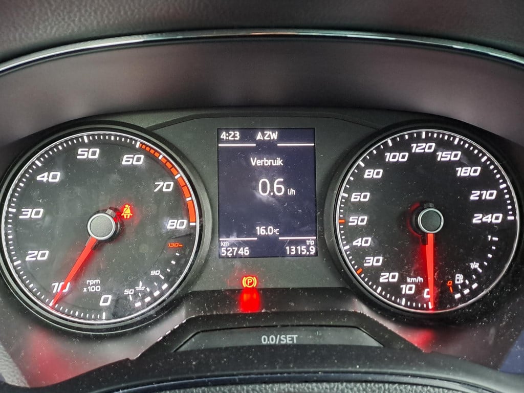 Seat Arona 1.0 tsi xcellence business intense | apple carplay & android aut