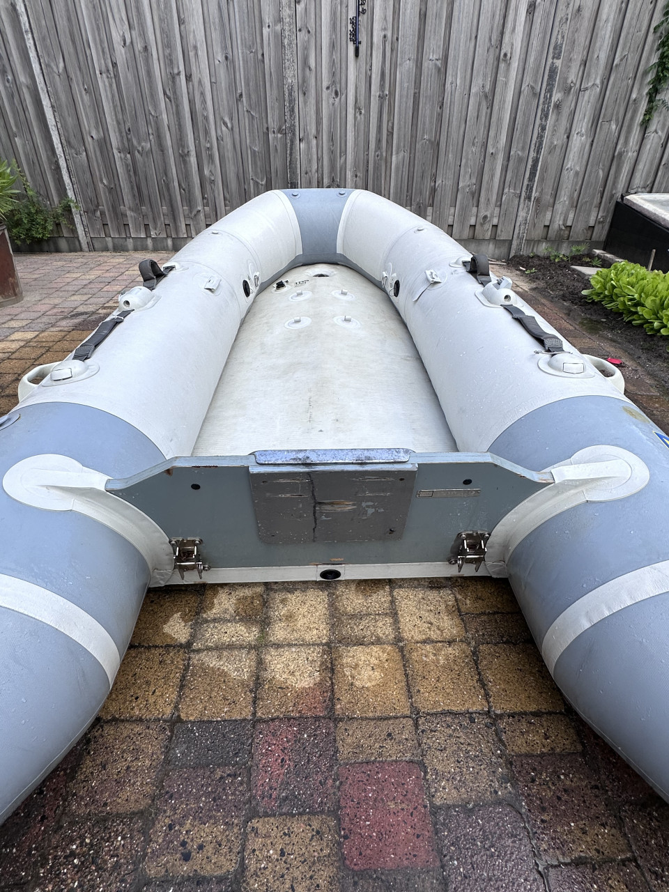 Zodiac boot + 6pk motor