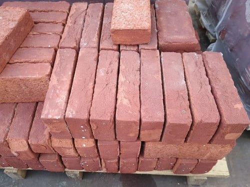 Dommelrood metselstenen 750 stuks