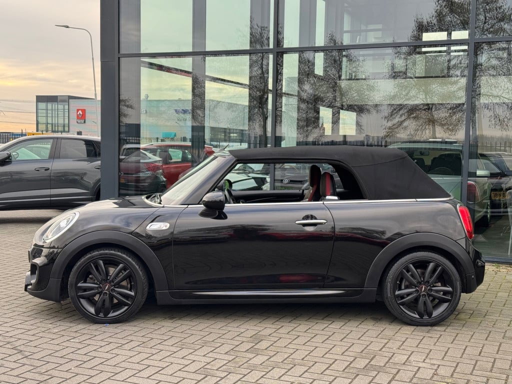 Mini Cooper S Cabrio mini 2.0 chili * jcw pakket * harman/kardon * stoelver