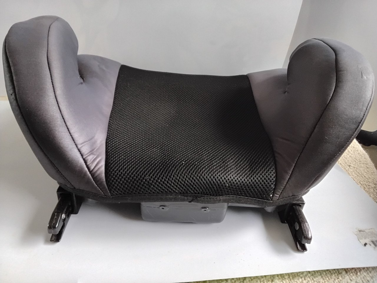 TITANIUM BABY STOELVERKLEINER