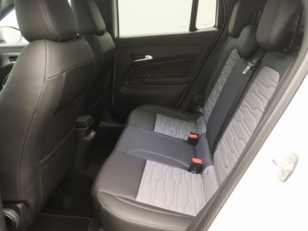 Jeep Avenger 1.2t 4xe overland || van mossel vip voordeel || tot 8 jaar gar