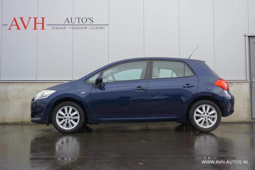 Toyota Auris 1.6-16v luna business automaat
