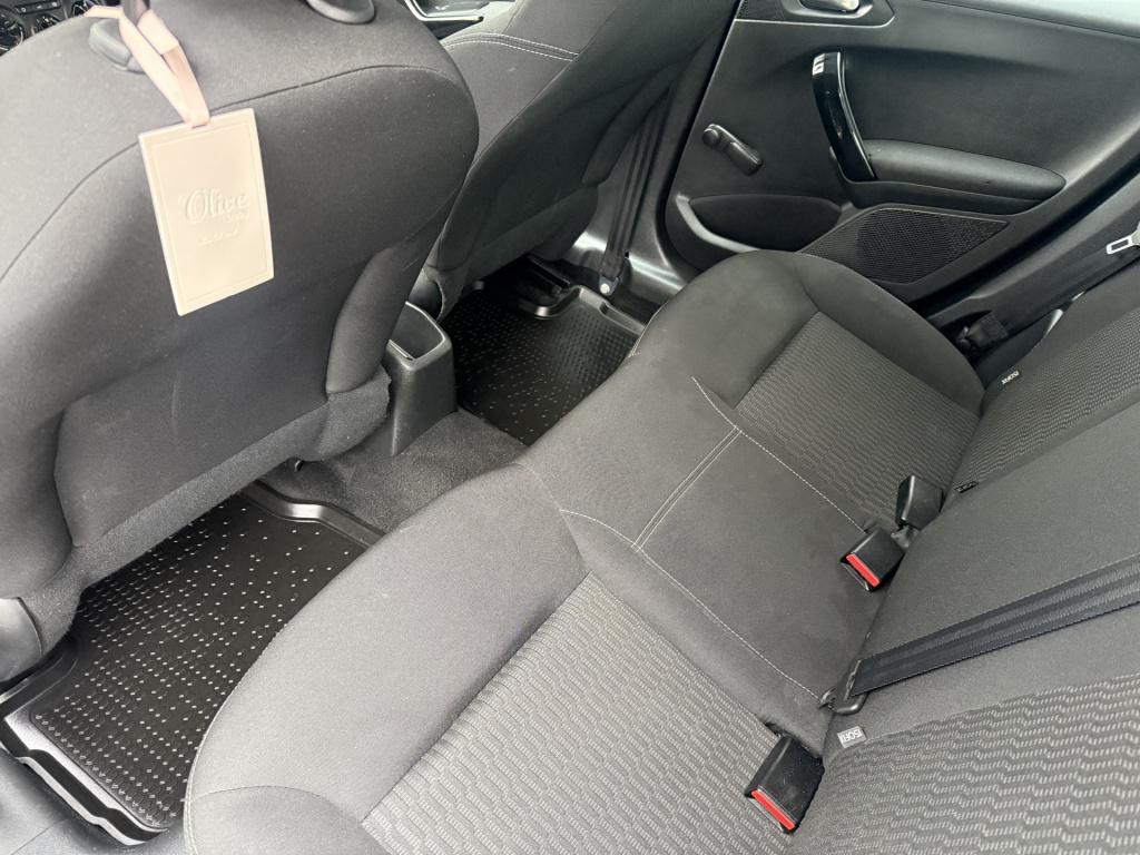 Peugeot 208 1.2 puretech active 5-drs