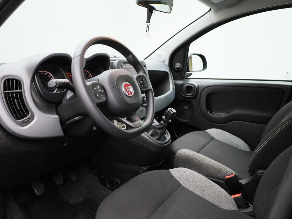 Fiat Panda 1.0 hybrid city life | bluetooth | apple carplay | airco | dab