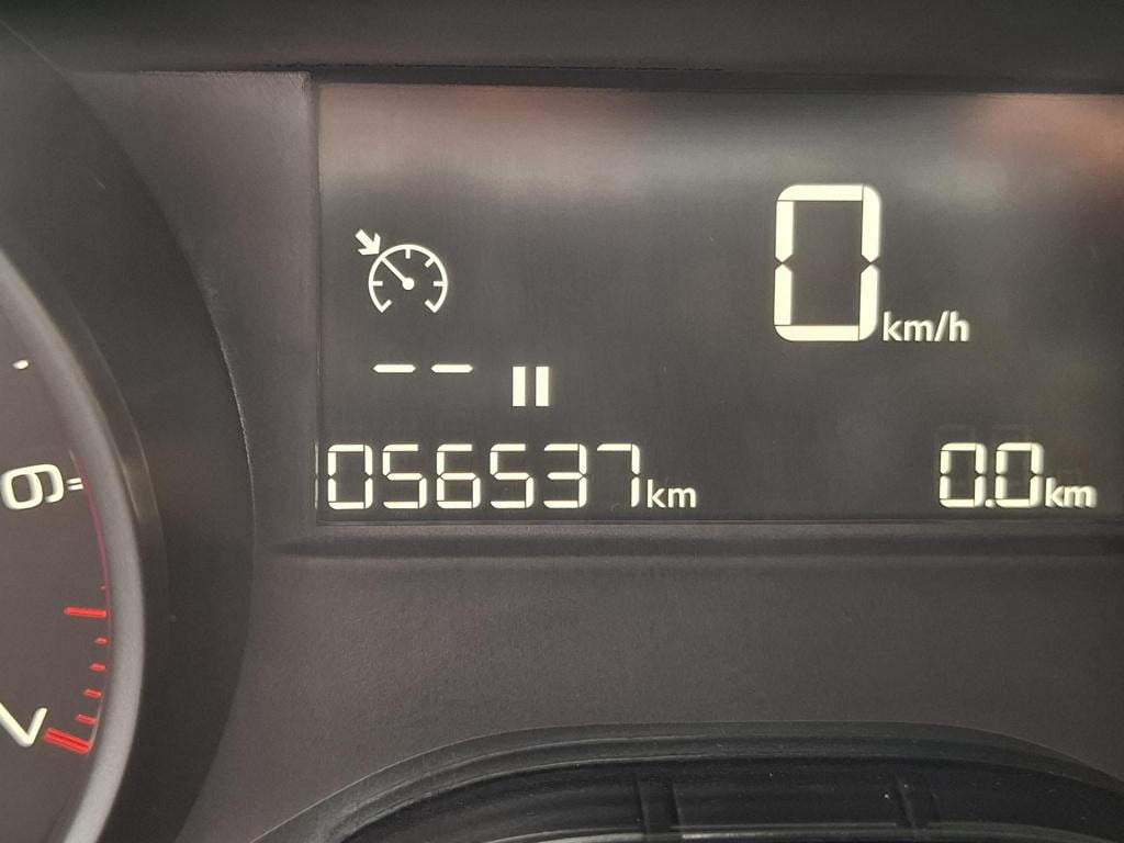 Peugeot 208 1.2 signature nav/airco/cruise/park