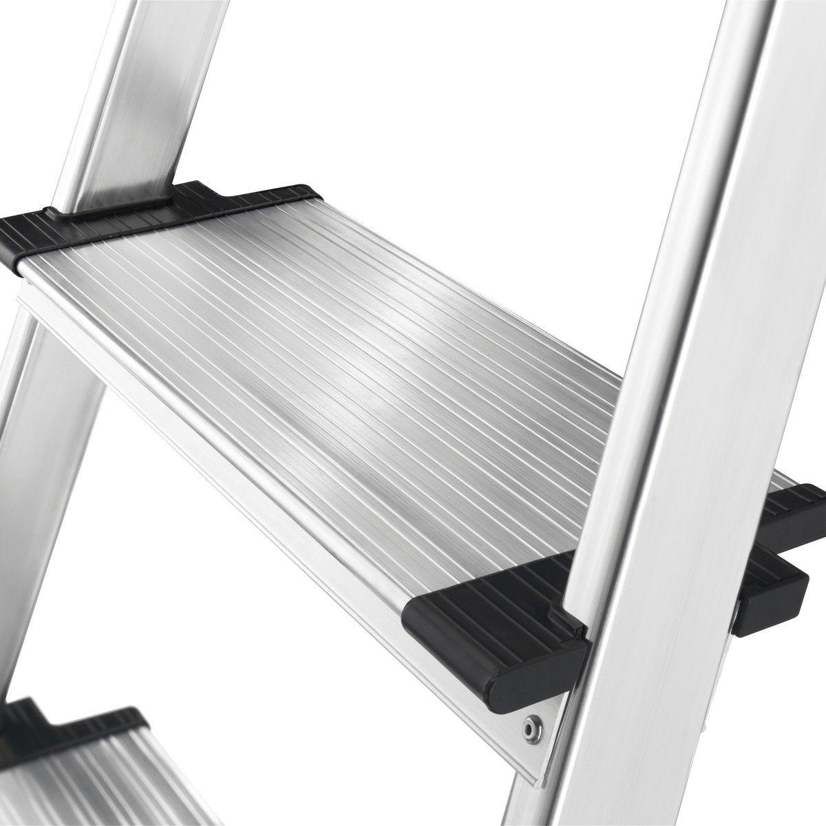 Als nieuwe Hailo Aluminium keuken/ huishoudtrap winkelprijs €80,-