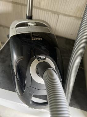 Miele Black Pearl 5000  stofzuiger 2200 W als nieuw winkelprijs €349,-