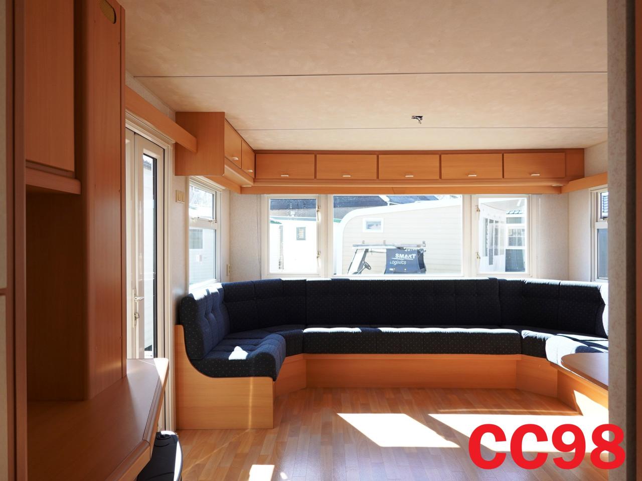 Keurig chalet met 2 slaapkamers, extra stahoogte en dubbel glas te koop