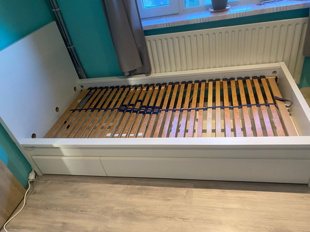 Bed 90x200 (IKEA  MALM)