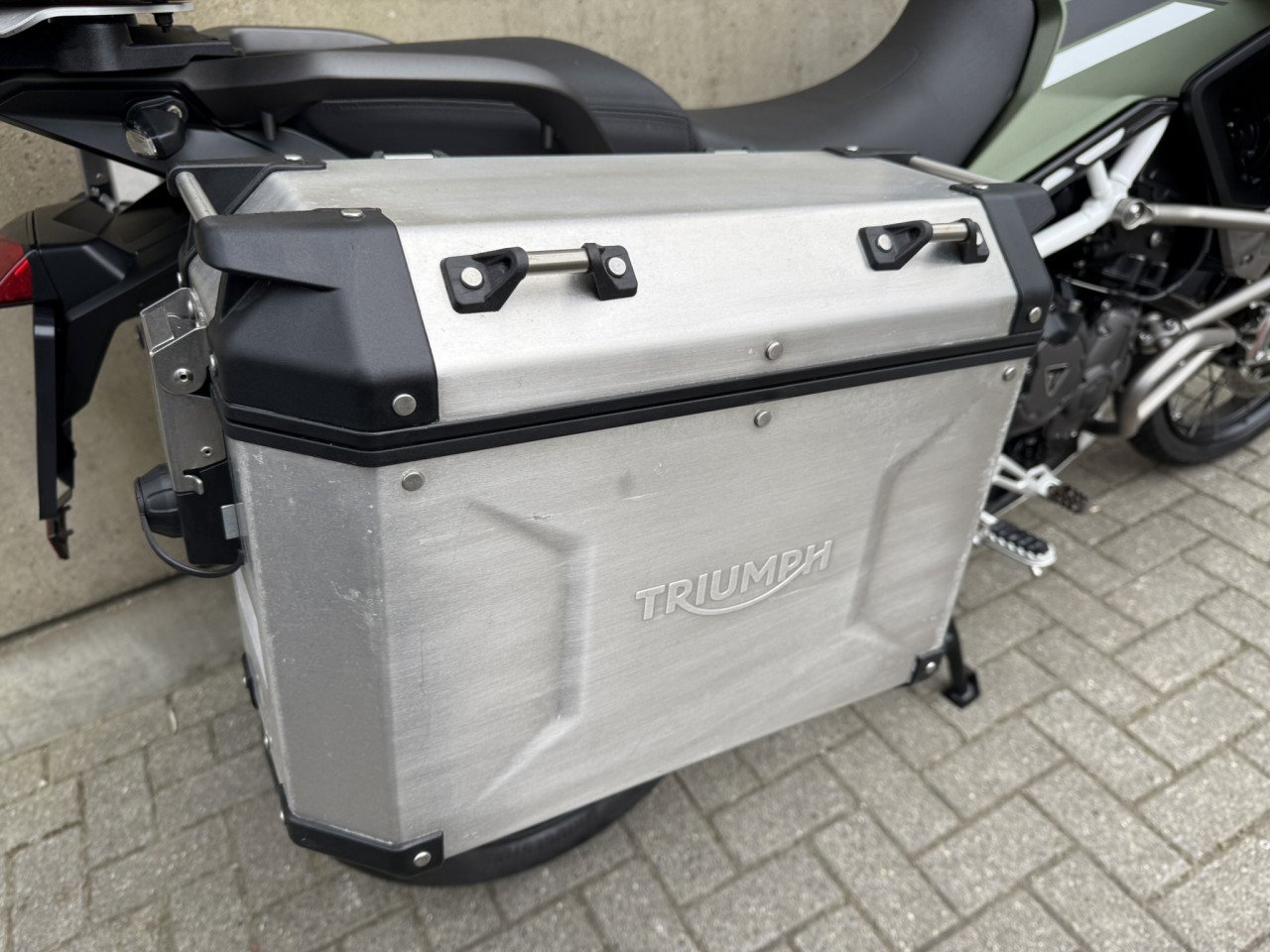 Complete en jonge Triumph Tiger 900 Rally Pro slechts 4800km