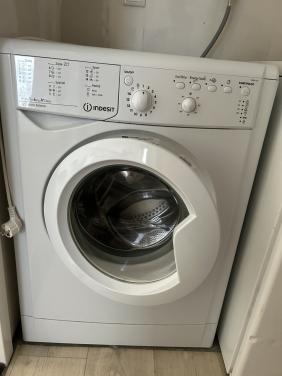 Wasmachine Indesit, werkt perfect