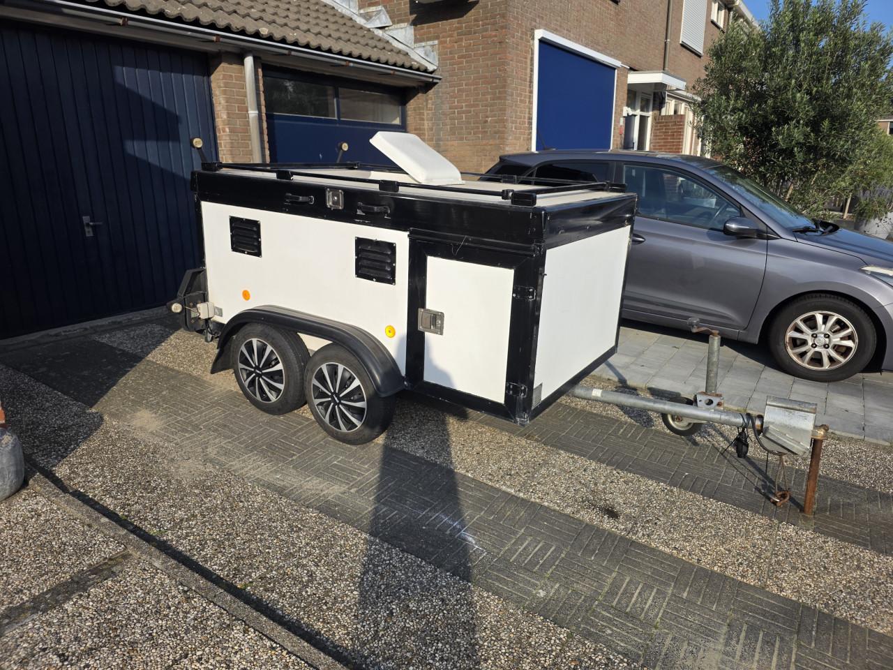 Mooie honden aanhangwagen