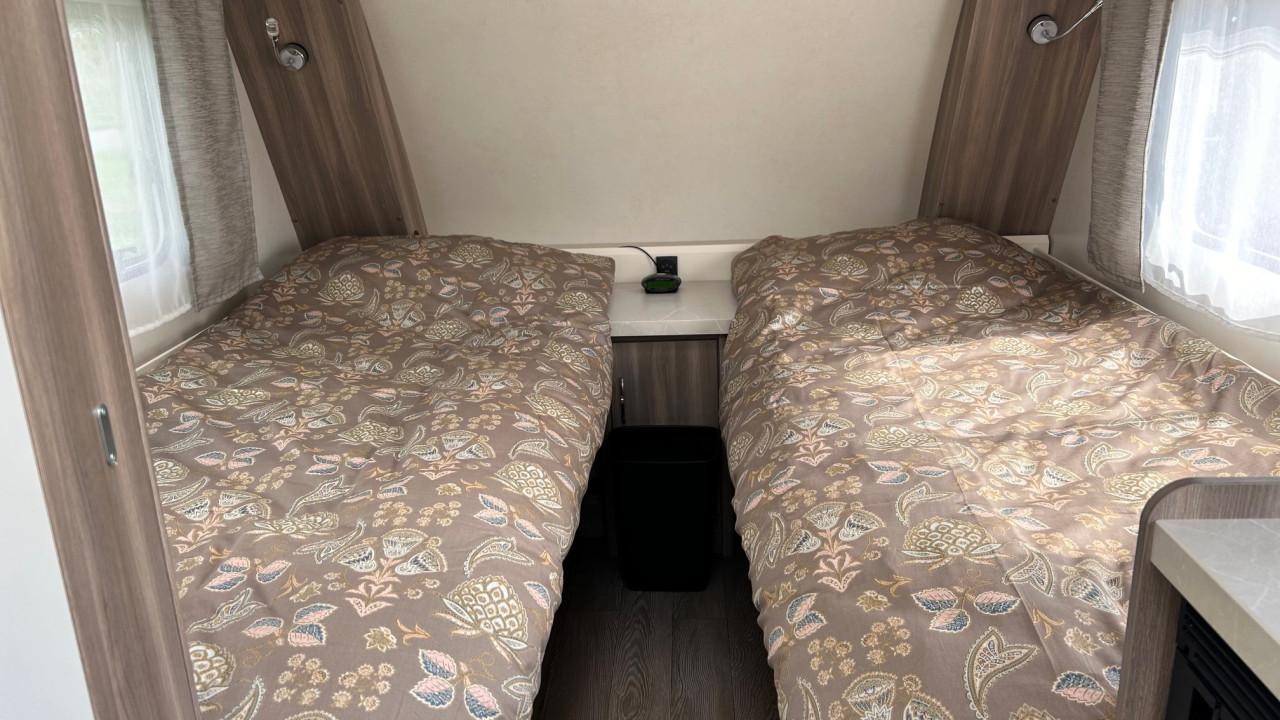 Z.G.A.N. HOBBY Caravan met alle inventaris en toebehoren bj. 2024