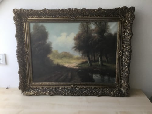 Schilderij met olieverfschilderij en goudkleurige sierlijst