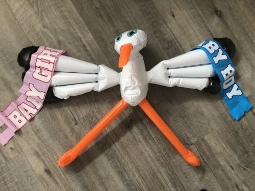 Opblaasbare ooievaar, geboorte: jongen/meisje!