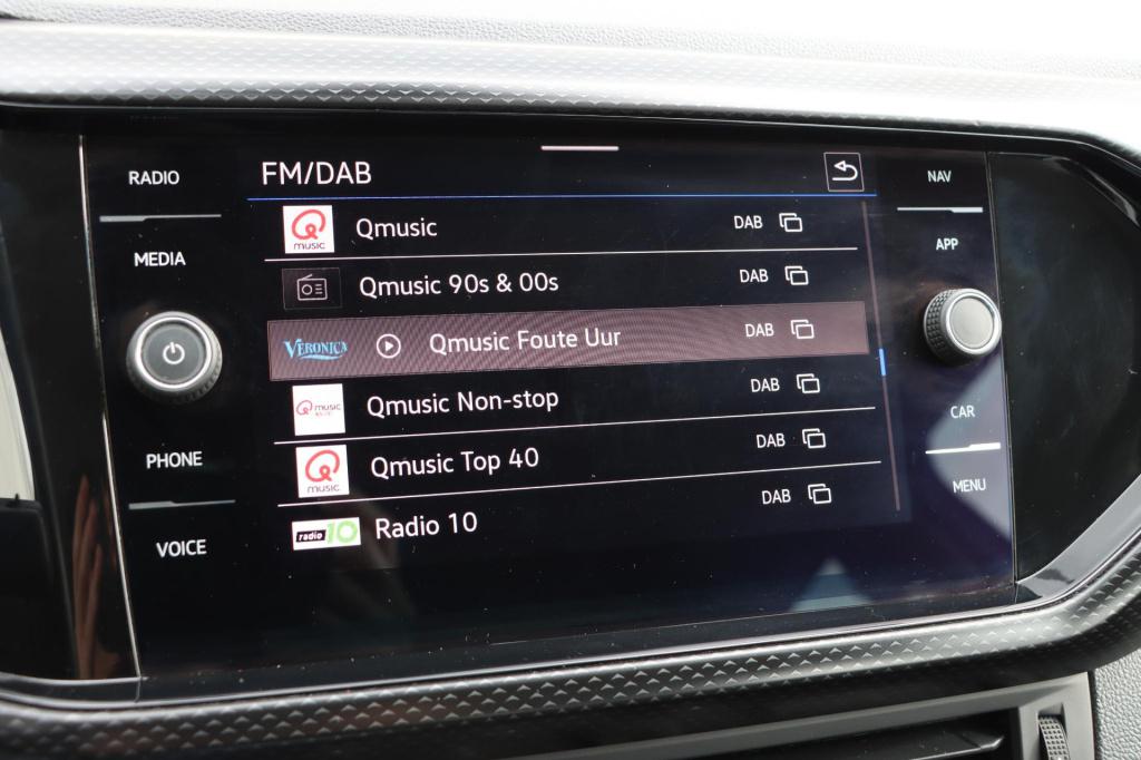 Volkswagen T-cross 1.0 tsi life 95pk | adaptive | camera | carplay