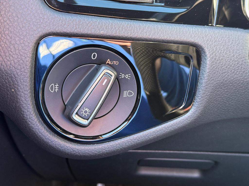 Volkswagen Golf 2.0 tsi gti tcr 5-deurs automaat 290 pk