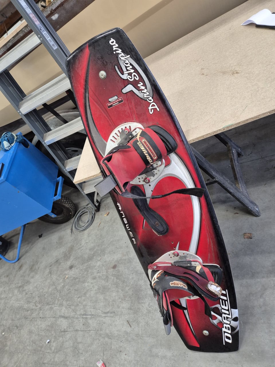 O'Brien "The Answer" Darin Shapiro Pro Model Wakeboard + Bindingen