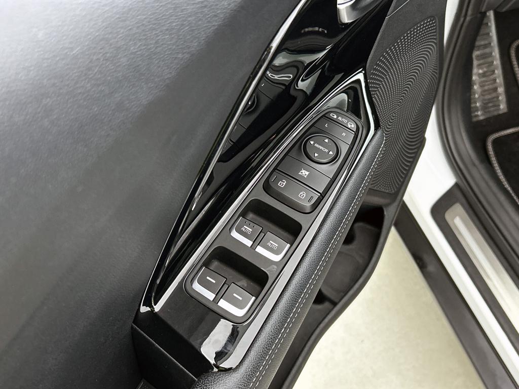 Kia Niro 1.6 gdi hybrid dynamicline style pack jbl | full led | 18 inch