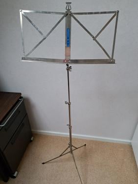 OPVOUWBARE MUZIEK STANDAARD