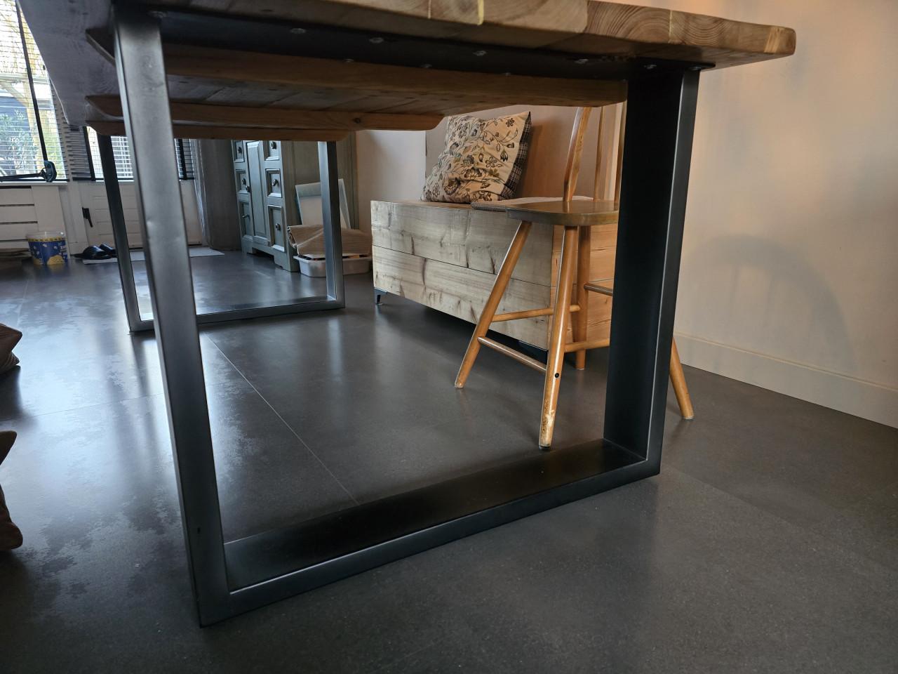 Set stalen u-poten te koop.