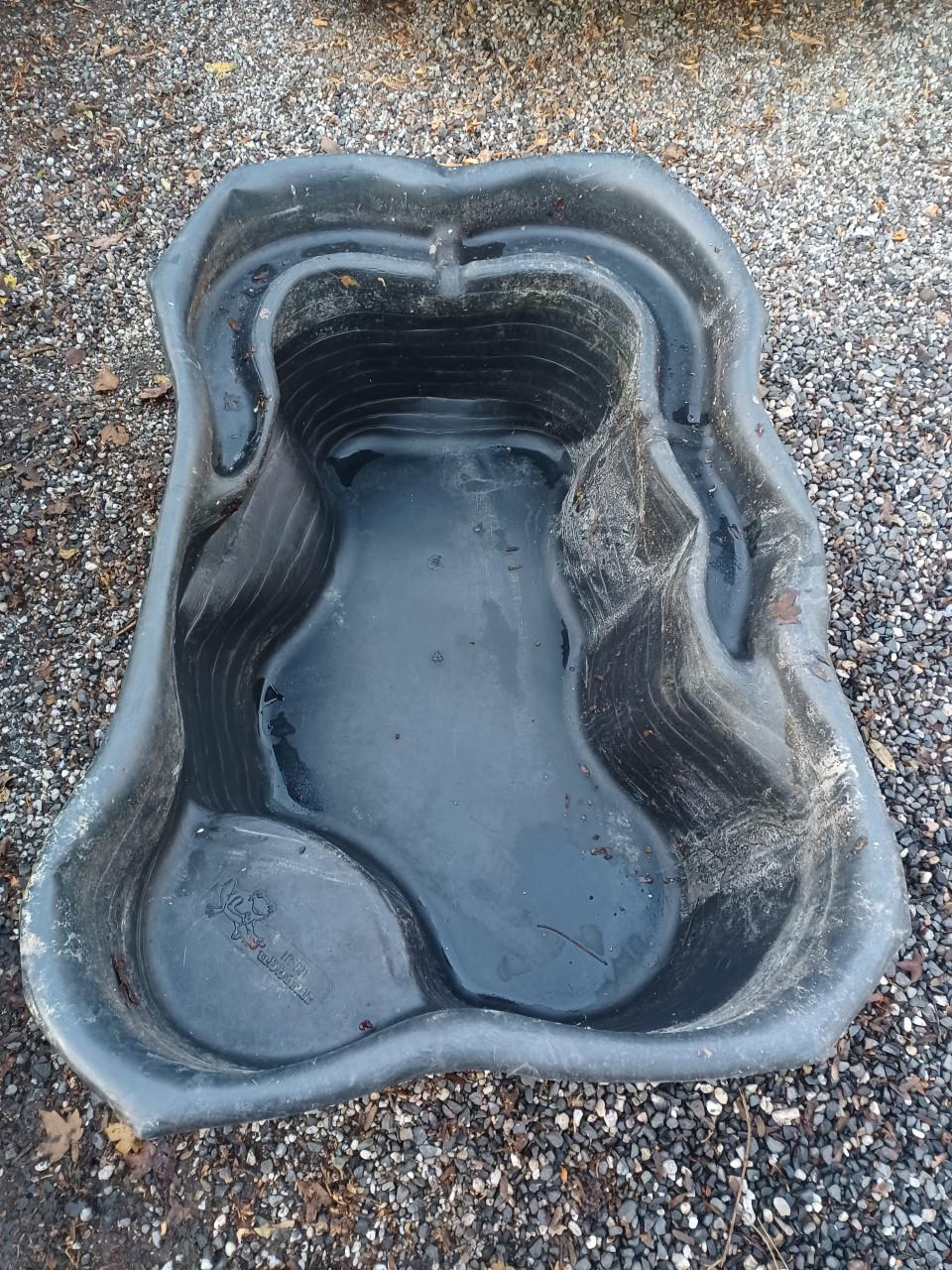 Vijver voorgevormd van Ubbink.