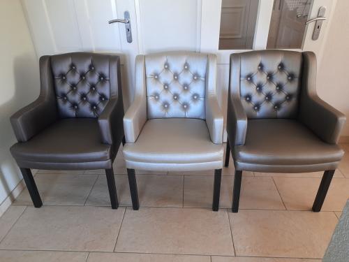 3 x OLAV HOME Fauteuil (z.g.a.n.)