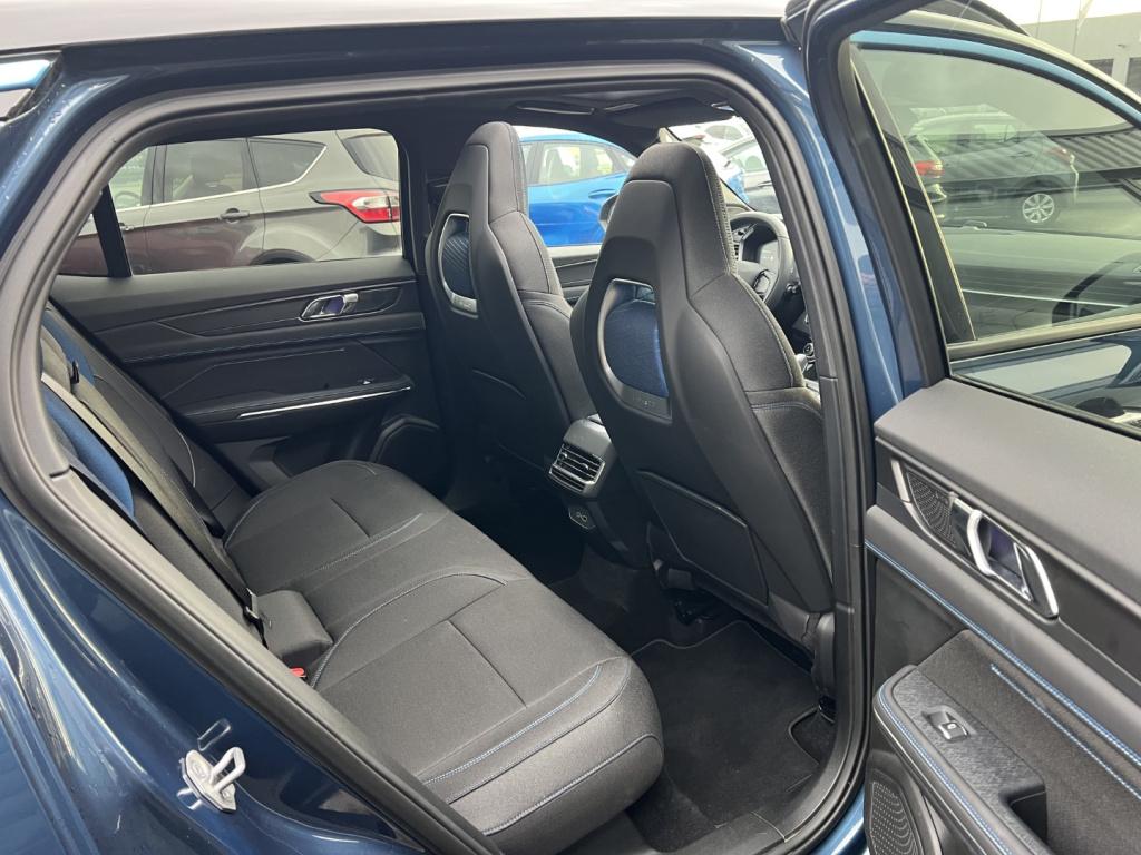 Lynk & Co 01 1.5 261pk phev 7dcth plug in hybrid , pano dak , 360gr camera 