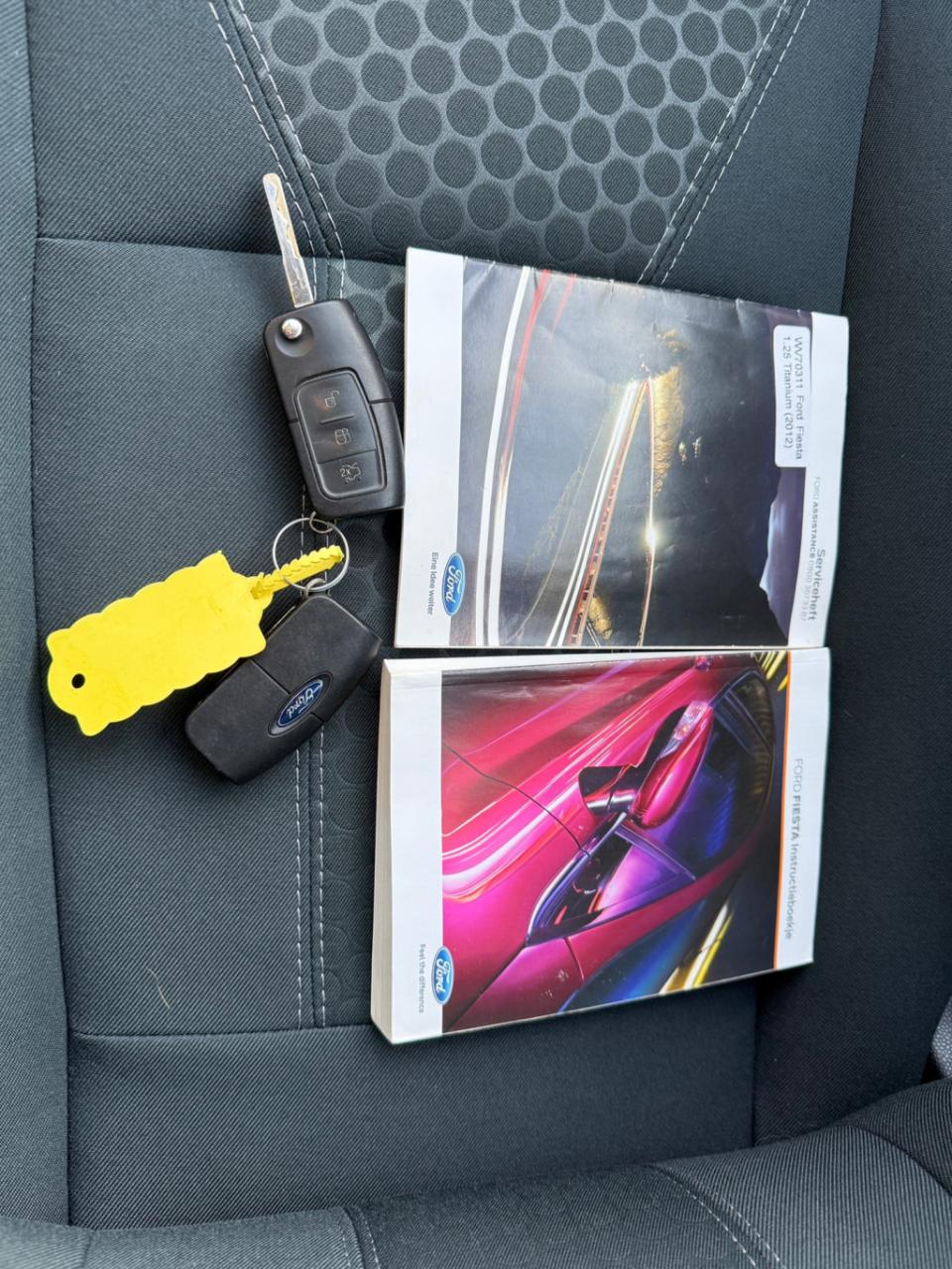 Ford Fiesta 1.25 titanium 5 deurs