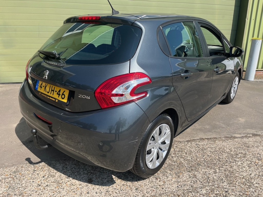 Peugeot 208 1.2 vti envy