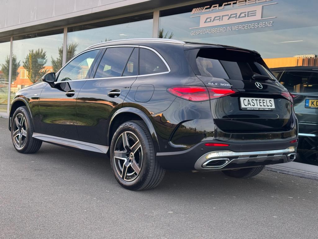 Mercedes-Benz Glc 300e 4matic amg line advanced plus automaat ,panoramaschu
