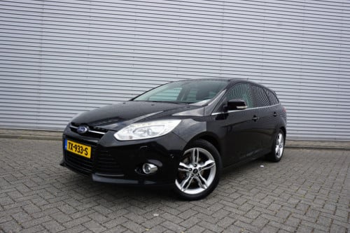 Ford Focus wagon 1.0 ecoboost lease titanium climate / navi / cruise / elek