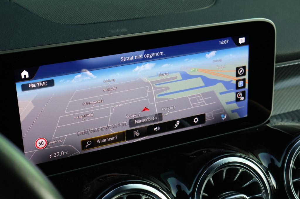 Mercedes-Benz Glb amg 35 4matic l 306 pk l mbux l camera l led l wegklapbar