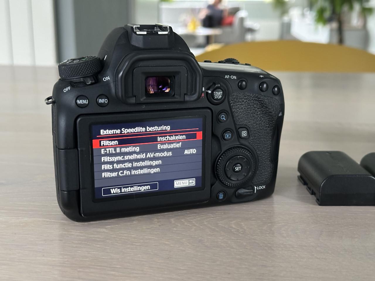 Canon 6D Mark II Foto Camera