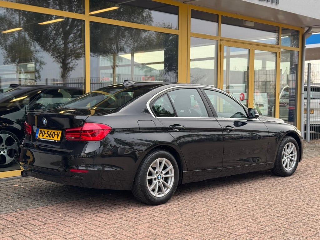 BMW 3-serie 318i executive automaat