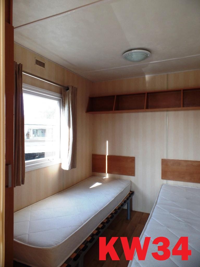 Diverse compacte stacaravans en chalets te koop