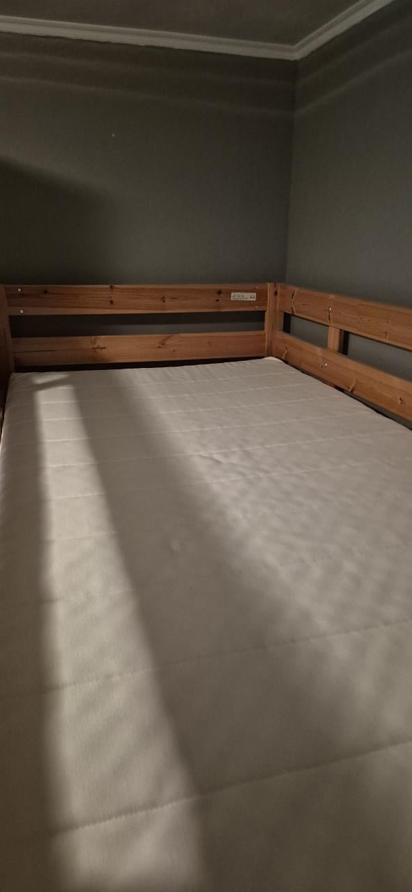 Stapelbed ( nooit GEBRUIKT)