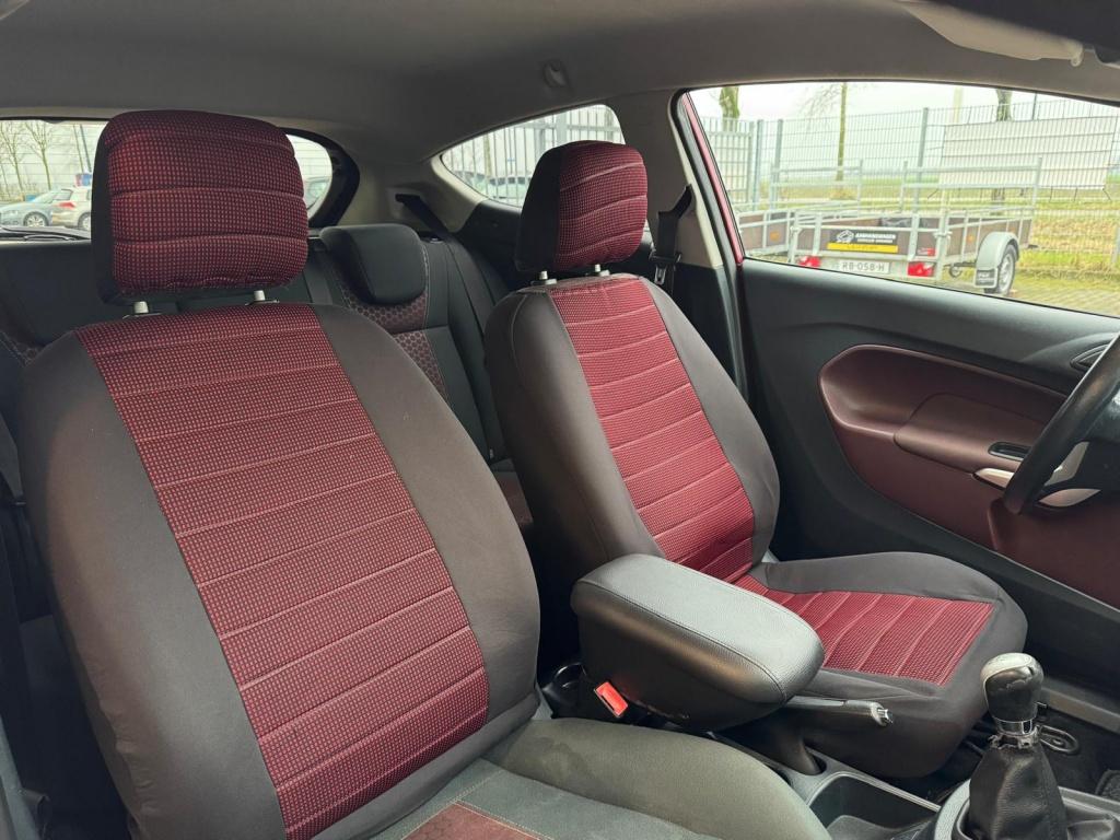 Ford Fiesta 1.6 titanium | apk: 14-01-2027 | inruiler