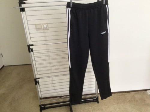 Adidas joggingbroek (leeftijd 13/14 Jaar)