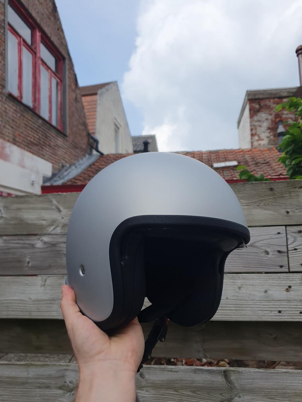 AGM scooter