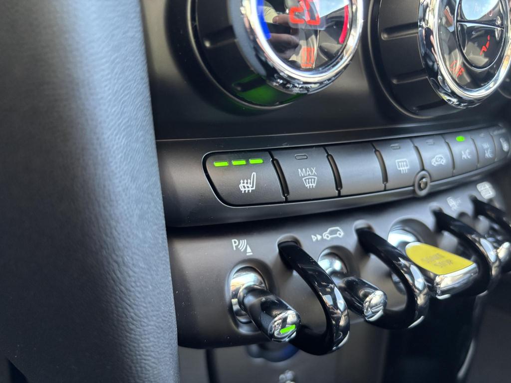 Mini Electric yours 33 kwh